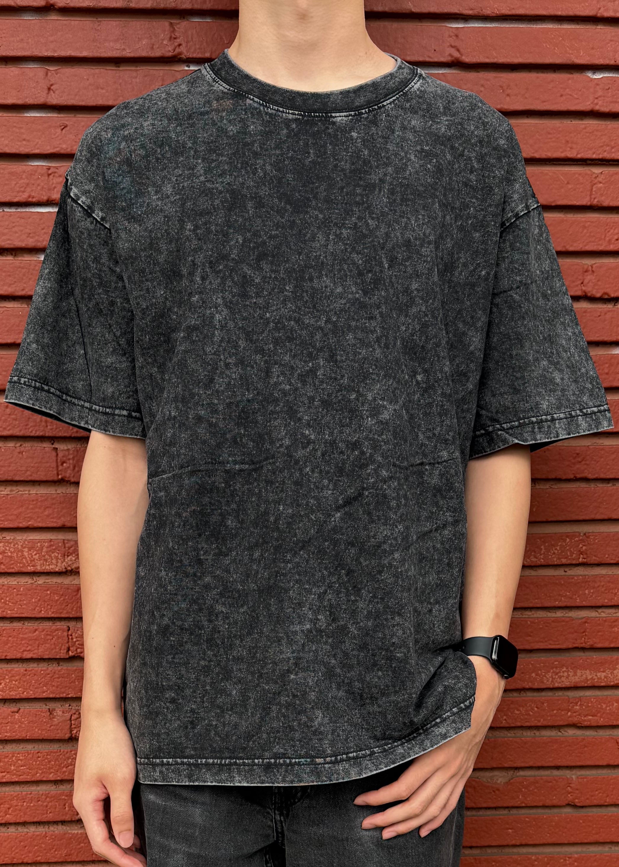GWM Boxy Mid weight vintage Acid wash T shirts